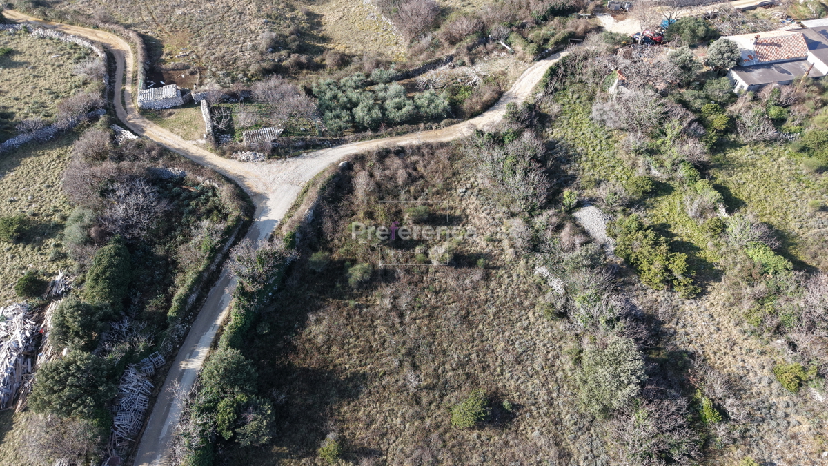 Novalja, Vidasovi stani - kmetijsko zemljišče ob gradbeni coni