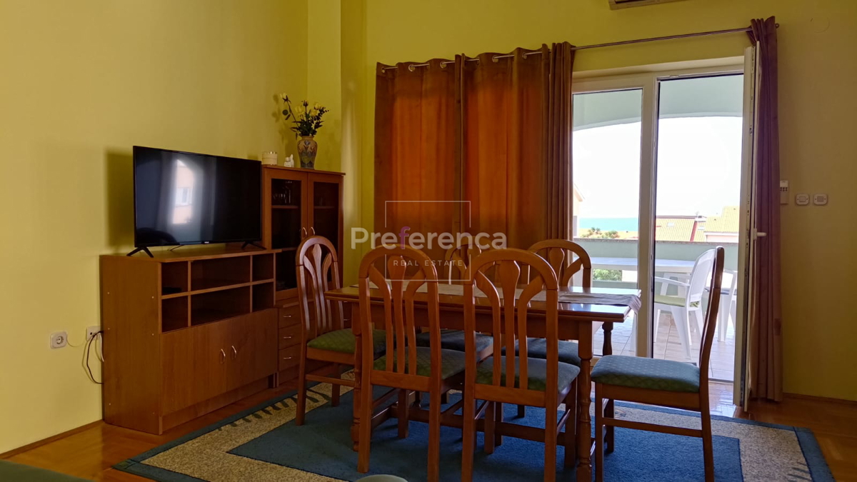 Novalja - hiša z apartmaji