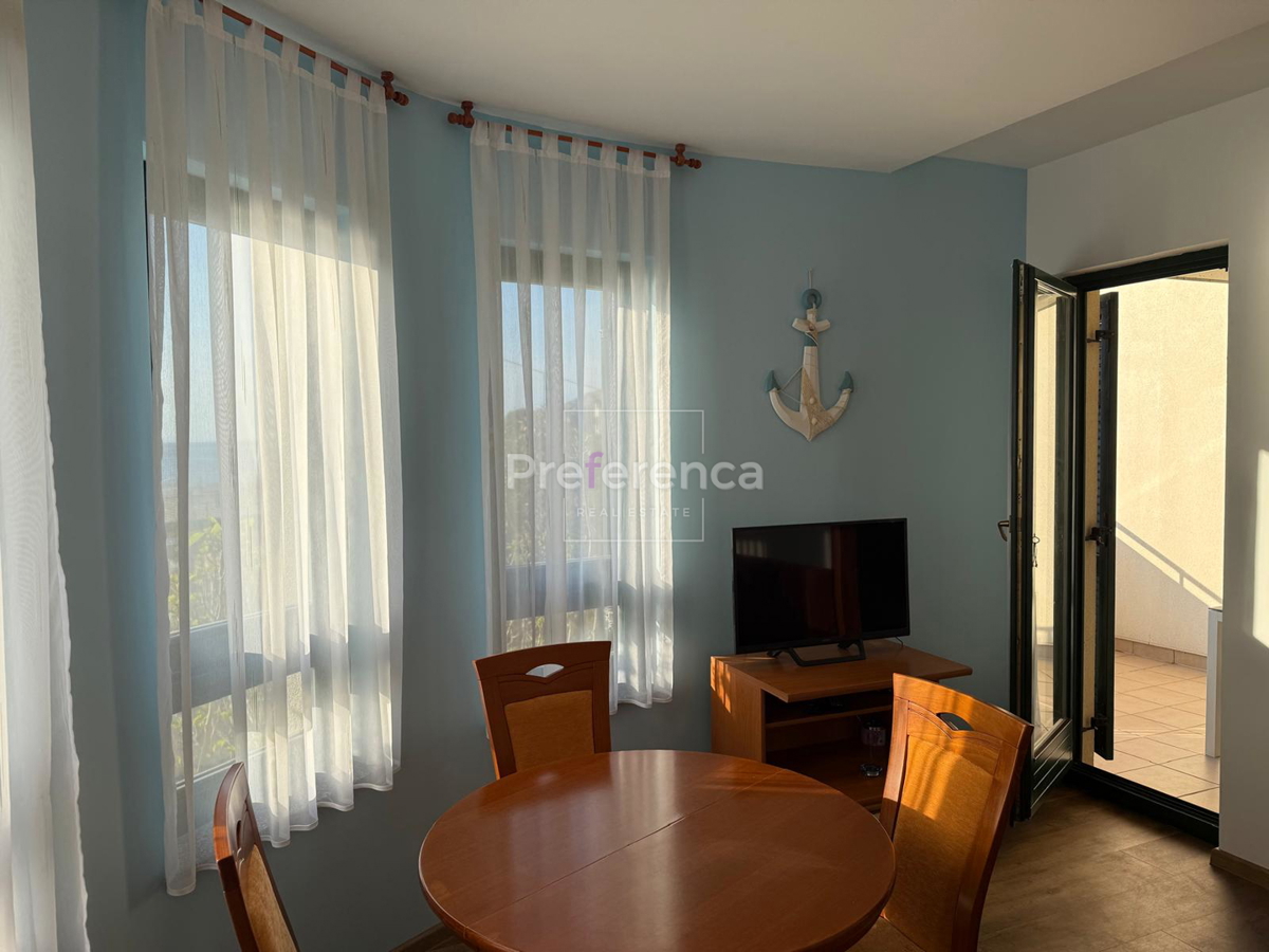 Stara Novalja - enosobno stanovanje v prvem redu ob morju