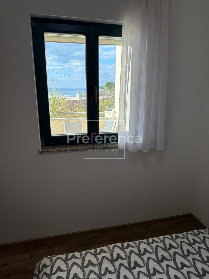 Stara Novalja - enosobno stanovanje v prvem redu ob morju