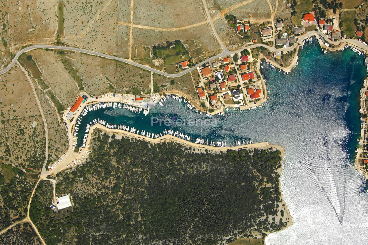 Šimuni - kmetijsko zemljišče 30.000 m2