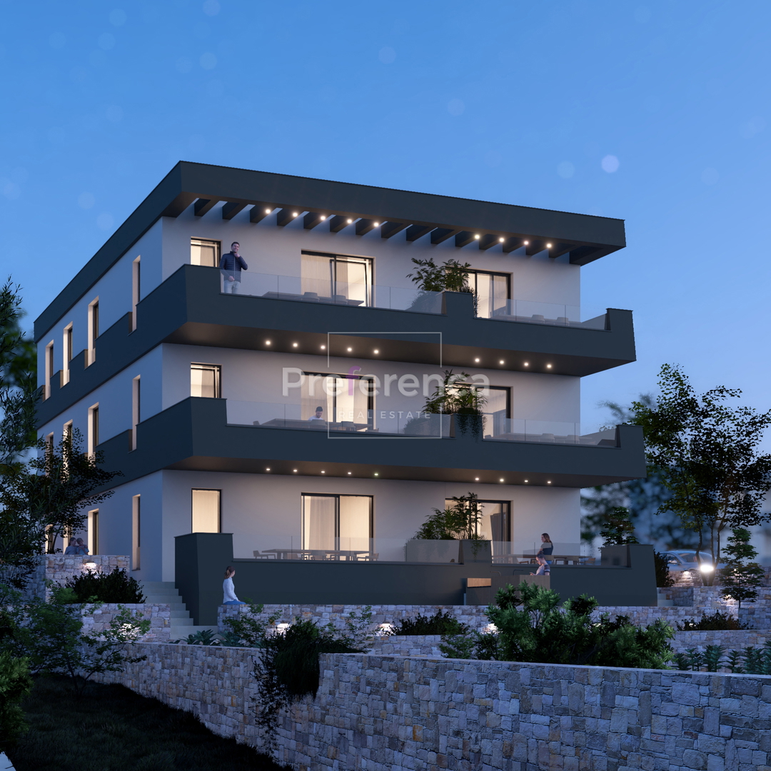 Novalja - trisobno stanovanje v drugem nadstropju