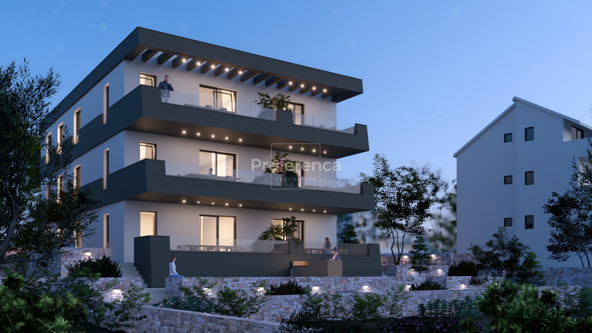 Novalja - trisobno stanovanje v drugem nadstropju