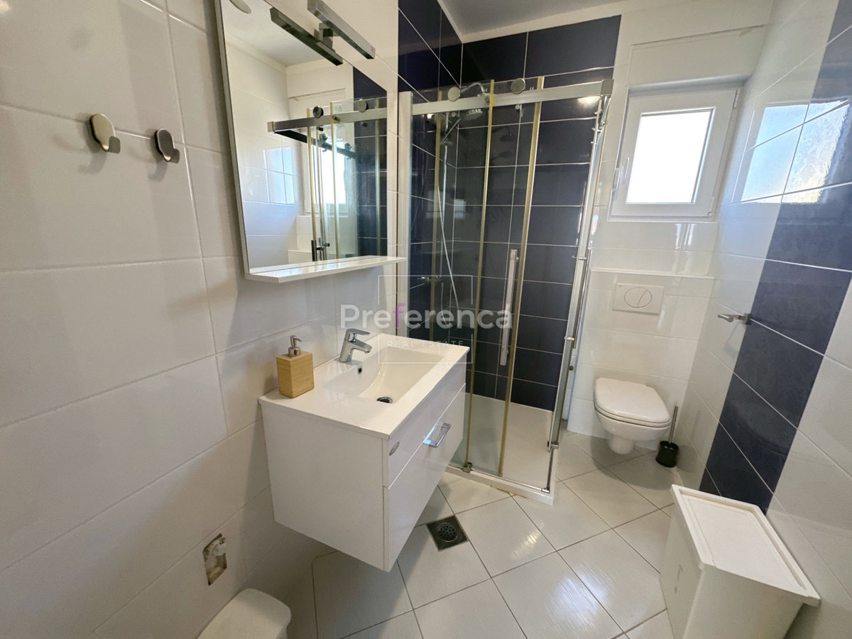 Novalja - dvosobno stanovanje v prvem nadstropju