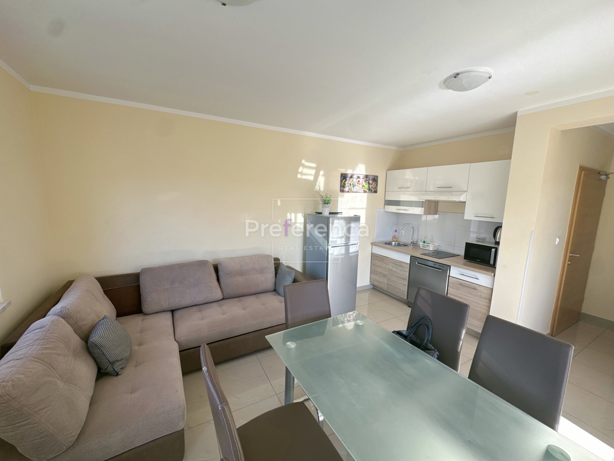 Novalja - dvosobno stanovanje v prvem nadstropju