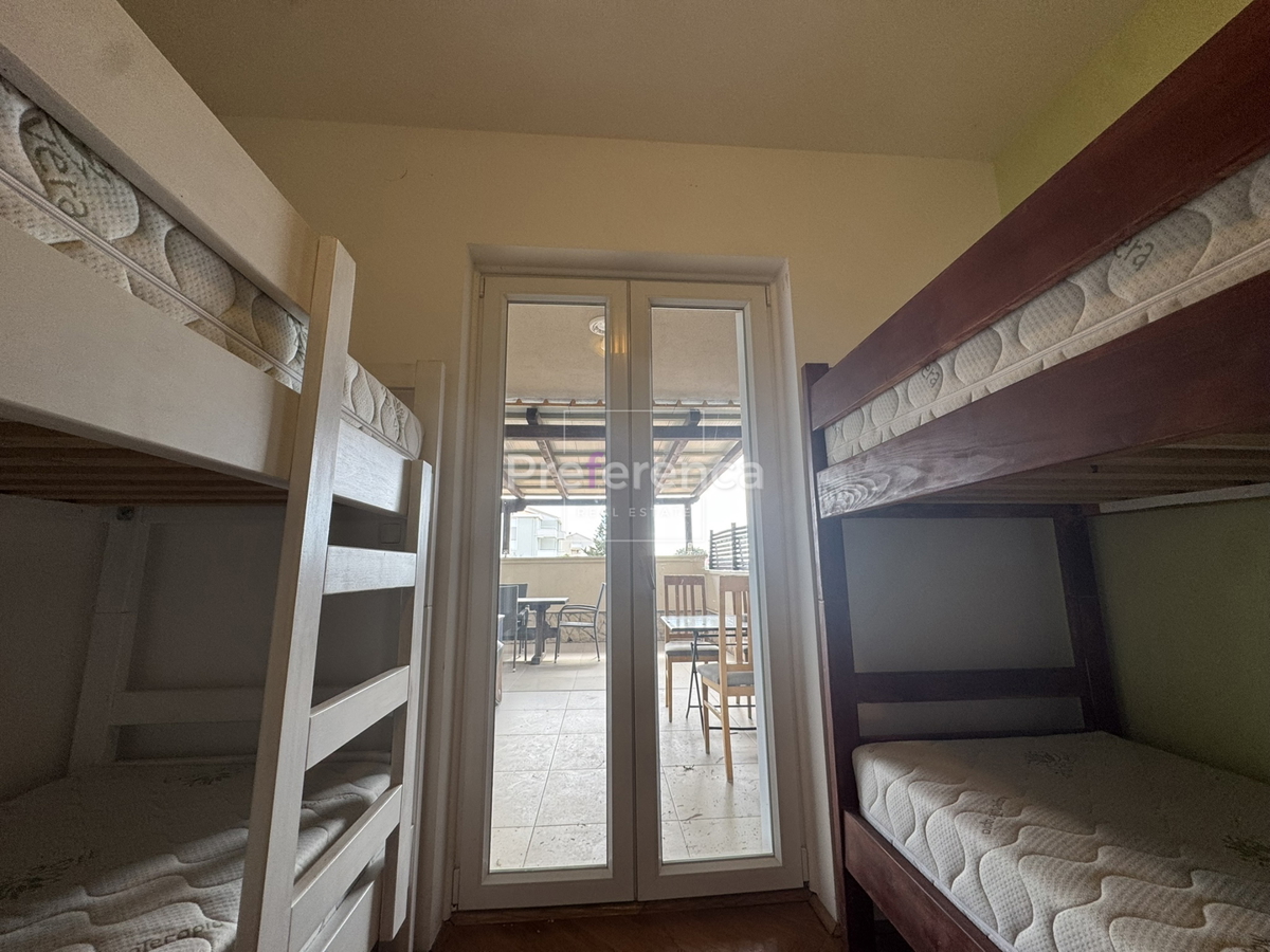 Novalja - dvosobno stanovanje v pritličju