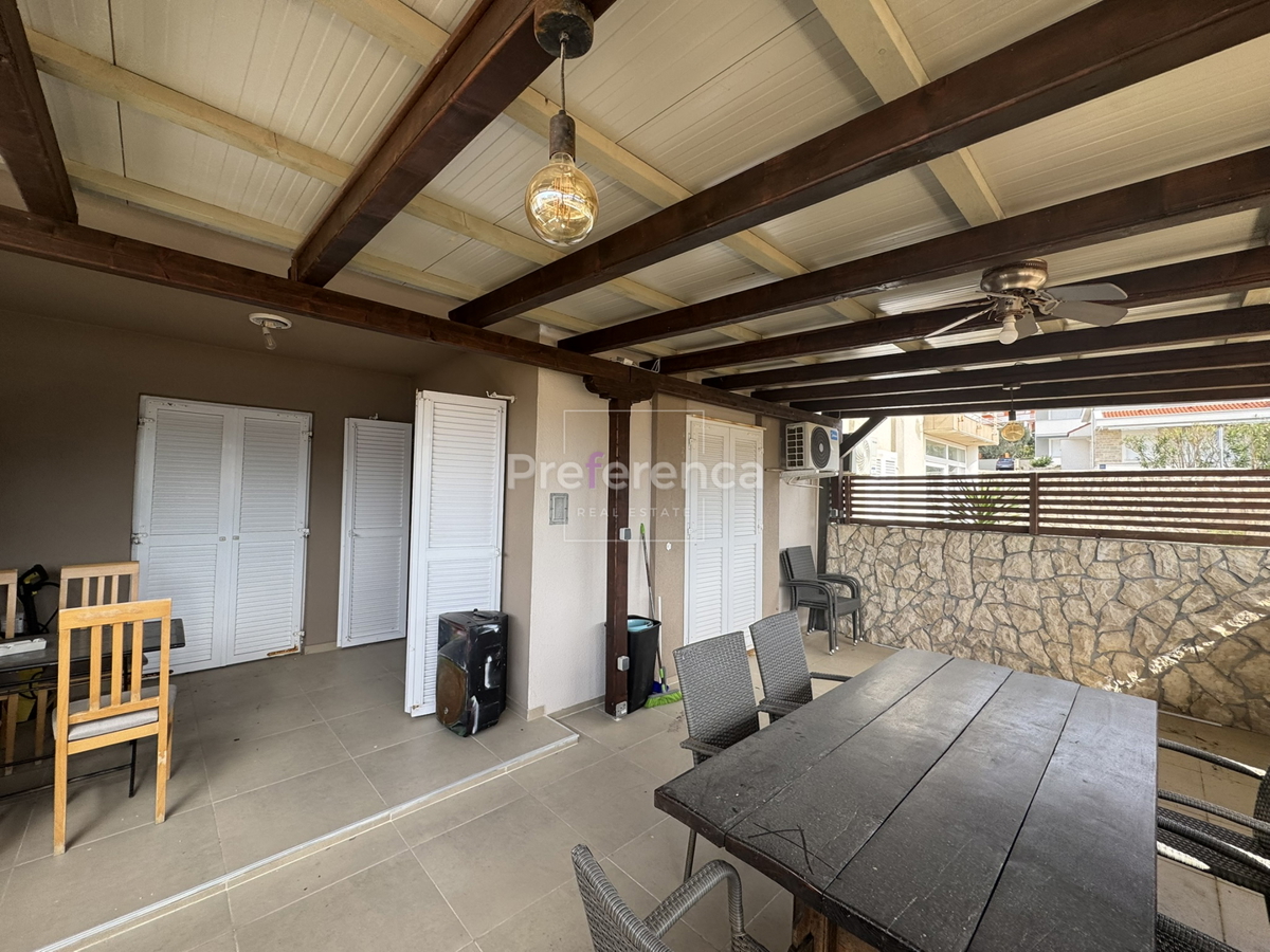 Novalja - dvosobno stanovanje v pritličju