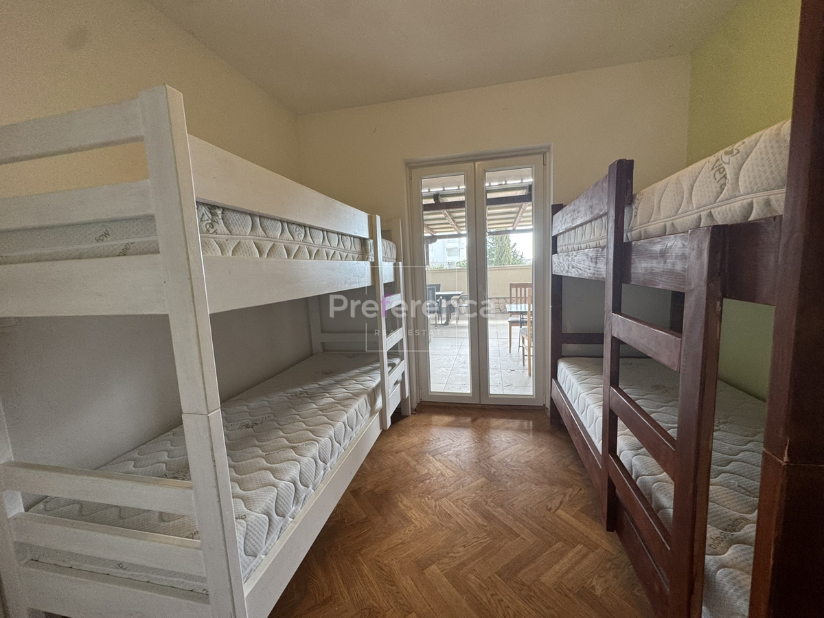 Novalja - dvosobno stanovanje v pritličju