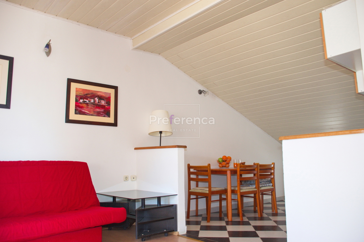 Zubovići - dvosobno stanovanje v bližini plaže