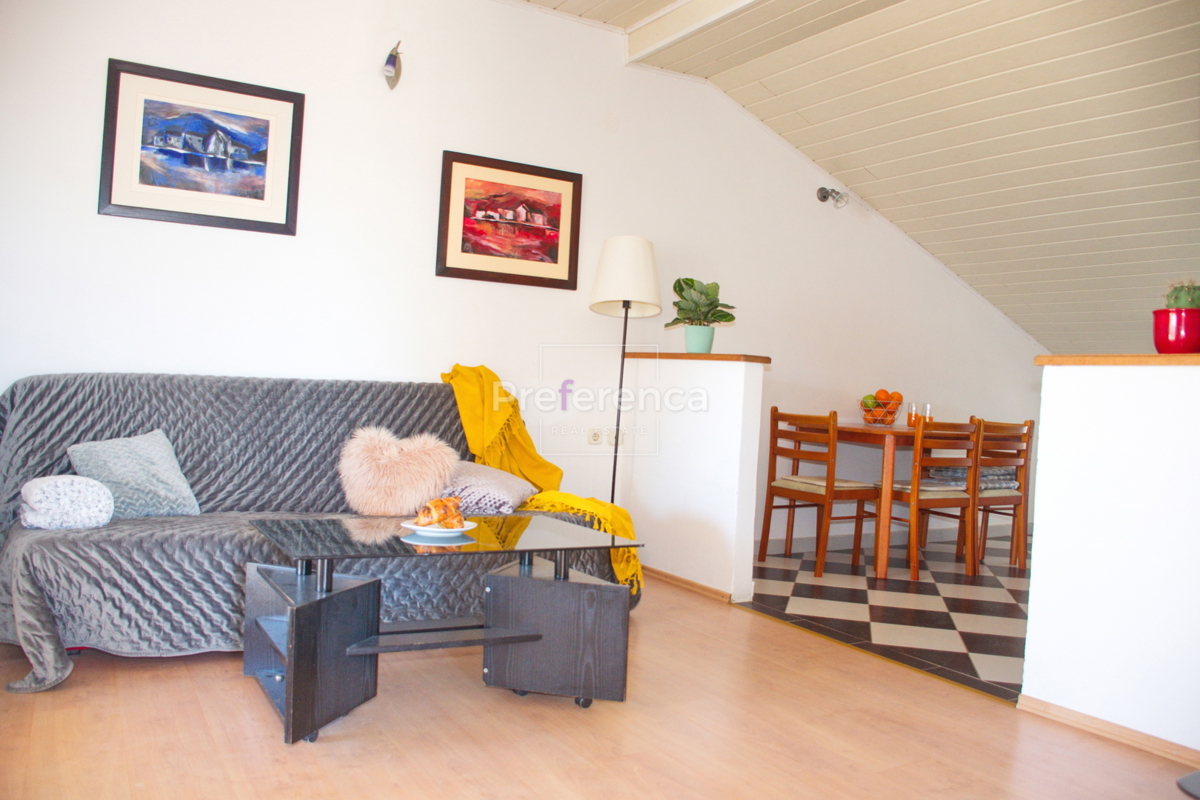 Zubovići - dvosobno stanovanje v bližini plaže