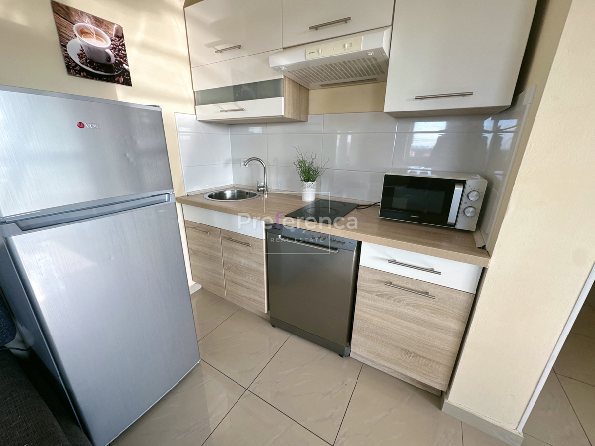 Novalja - dvosobno stanovanje v drugem nadstropju