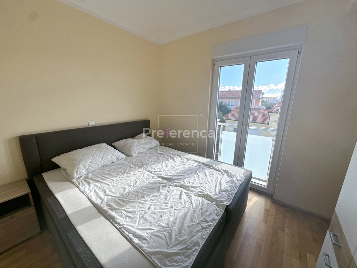 Novalja - dvosobno stanovanje v drugem nadstropju