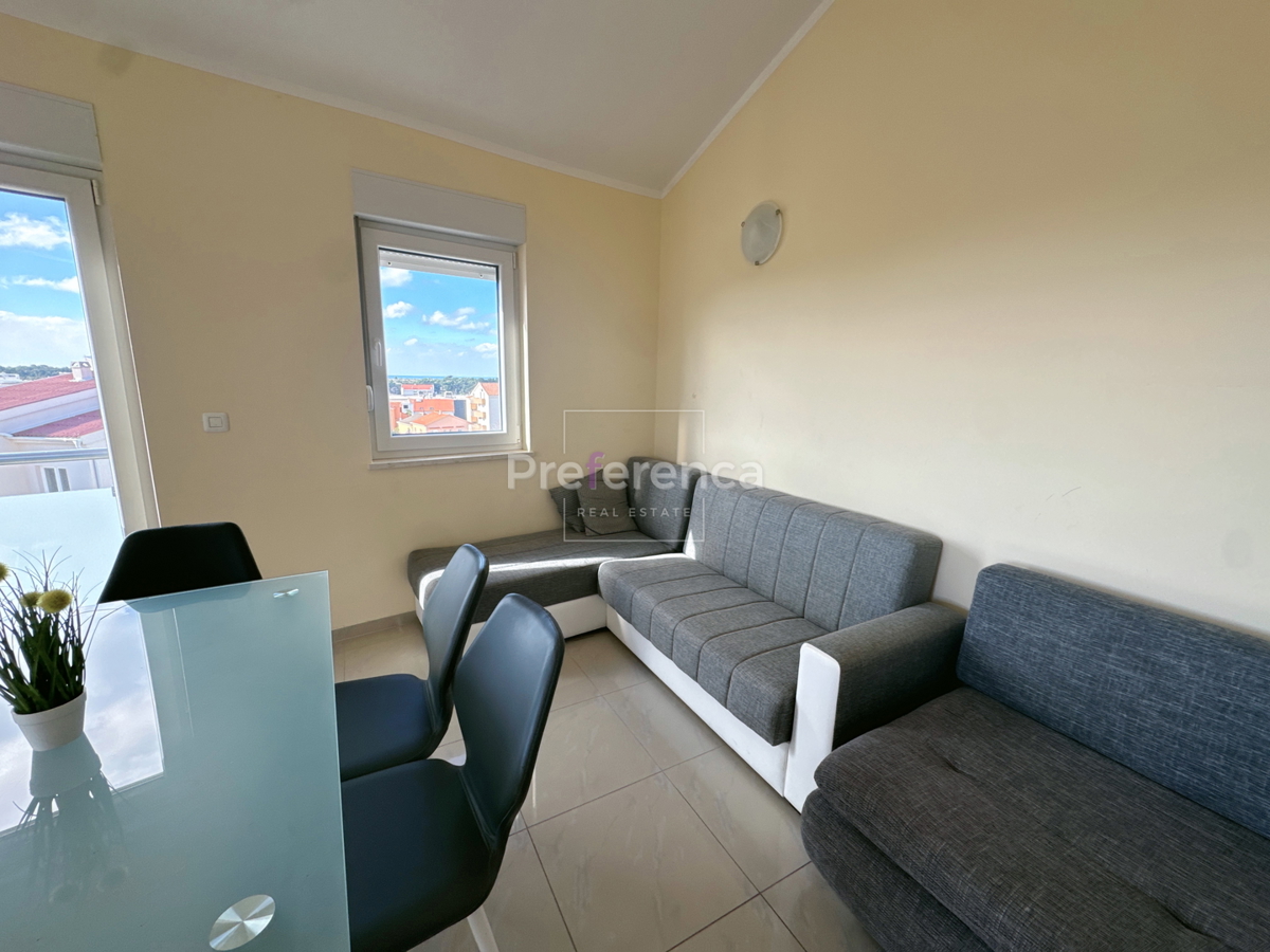 Novalja - dvosobno stanovanje v drugem nadstropju