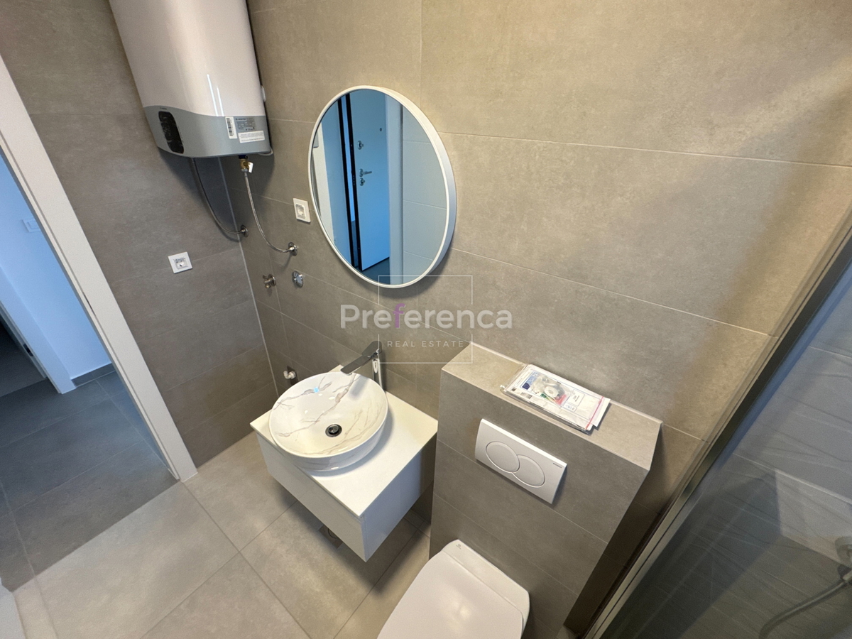 Novalja - dvosoban apartman PRVI KAT
