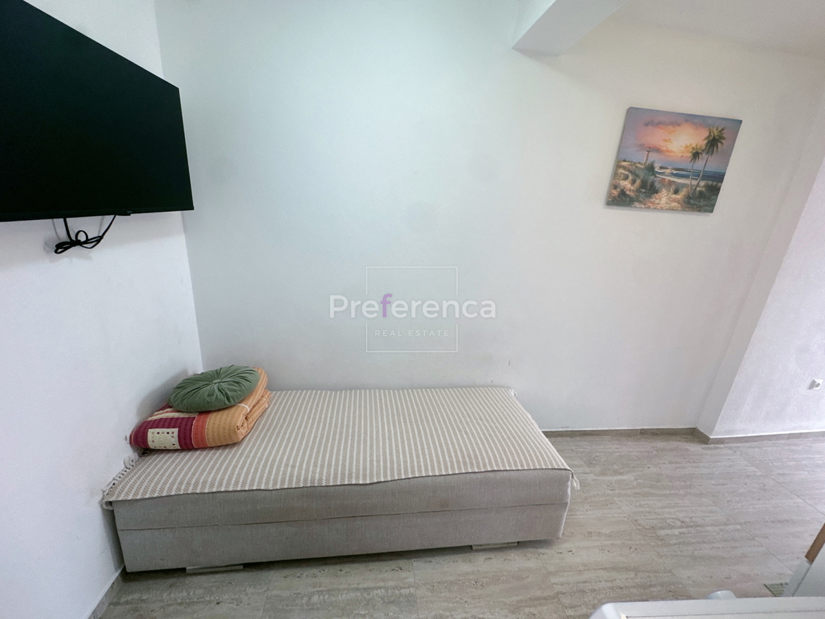 Metajna - pritlična hiša v starem jedru