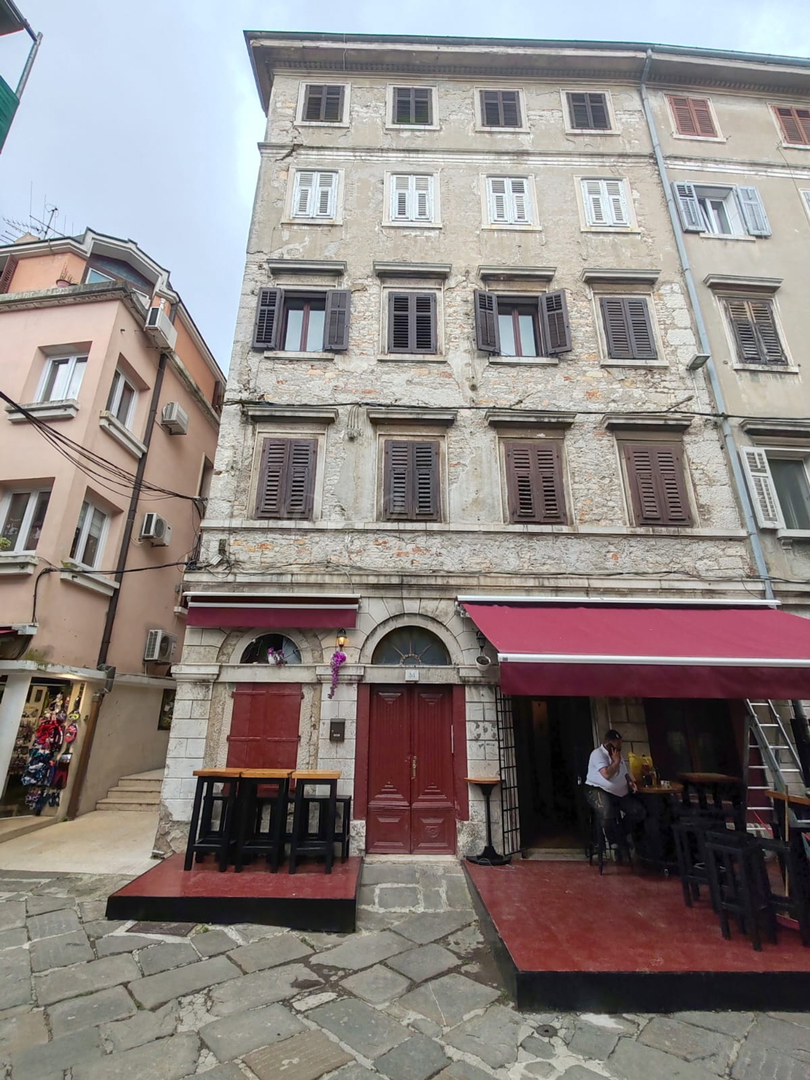 Pula, stanovanje v samem središču Pule
