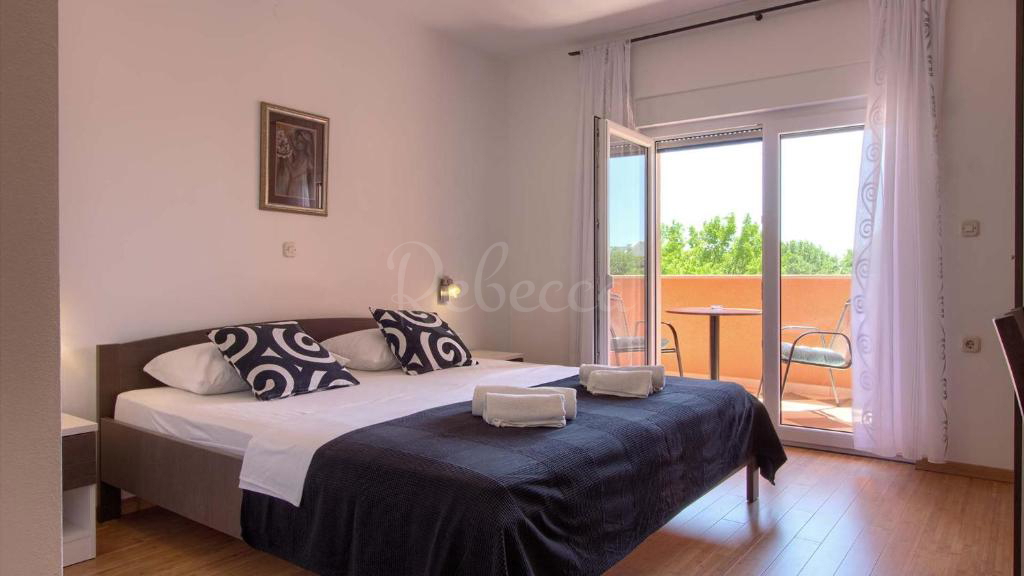 Vila z bazenom, 380 m2, Medulin