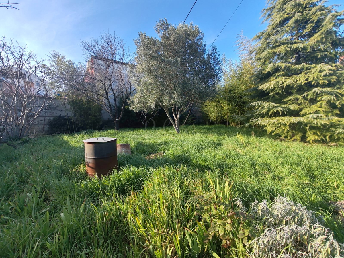 Gradbeno zemljišče Pula, Šijana 620 m2