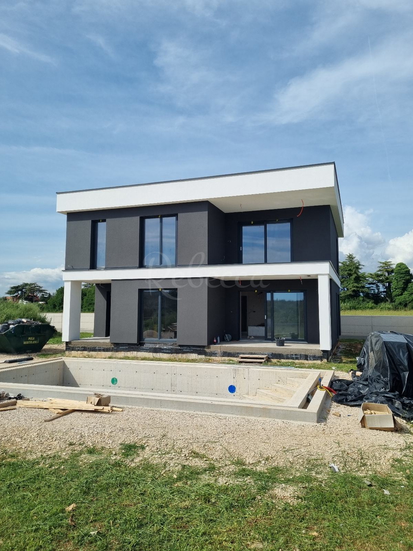 Vila s bazenom, 180 m2, Štinjan
