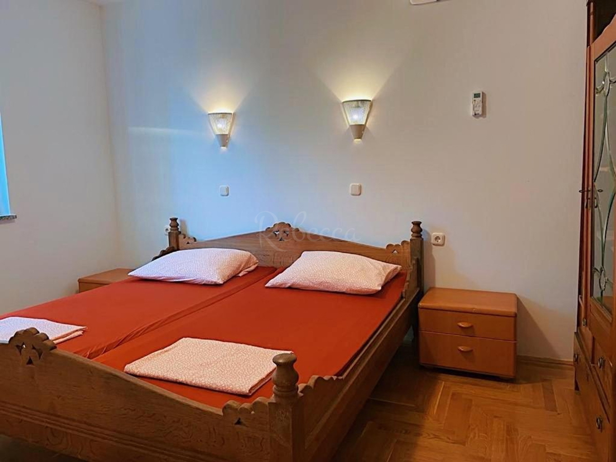 Apartmajska hiša v Medulinu