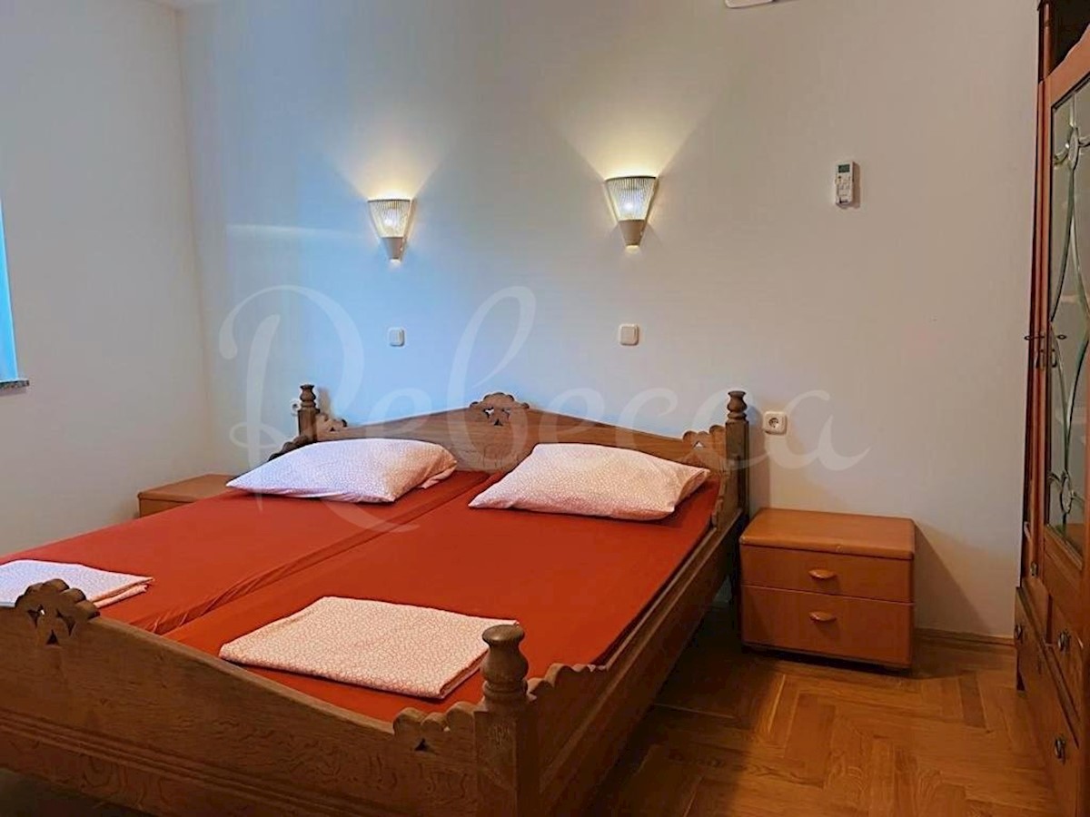 Apartmajska hiša v Medulinu