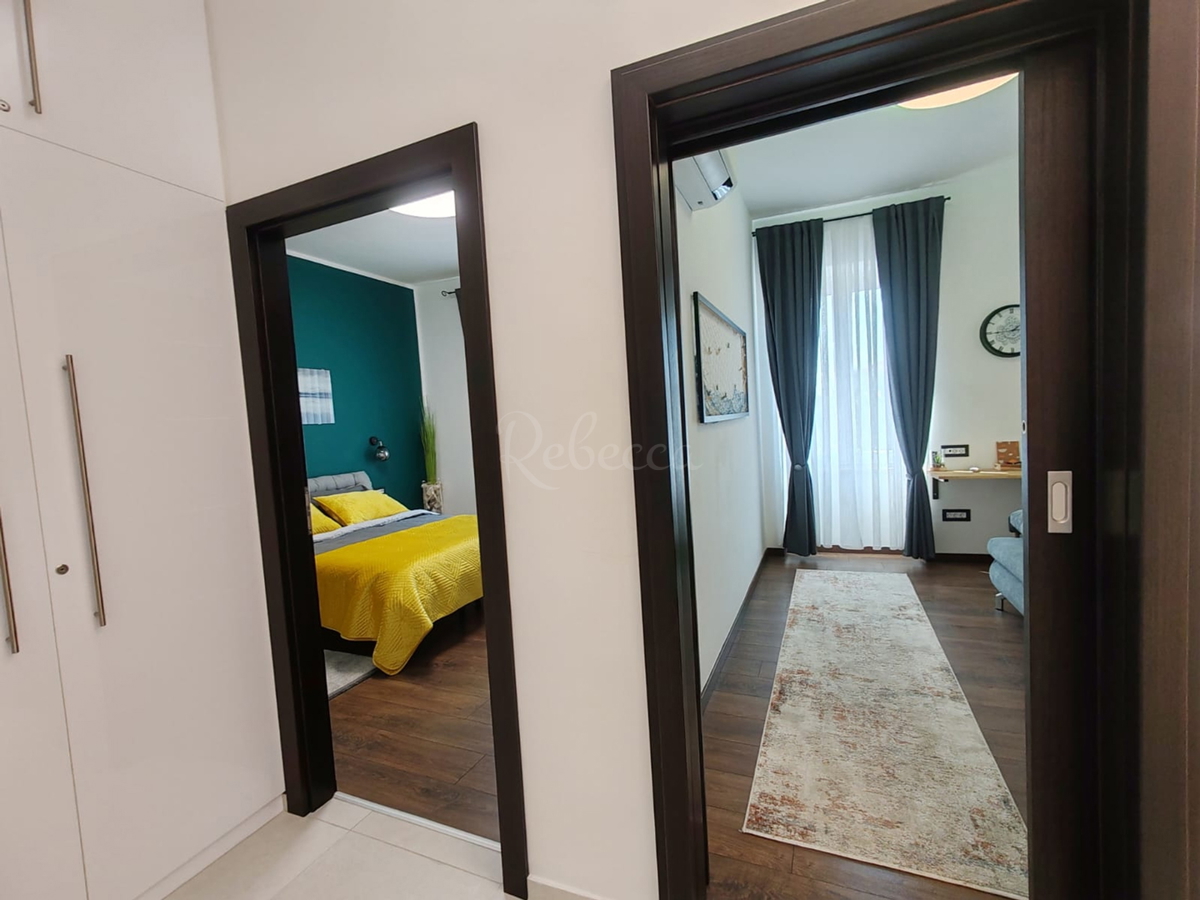 Moderen renoviran stan 62,5 m² v središču Pule, blizu Arene