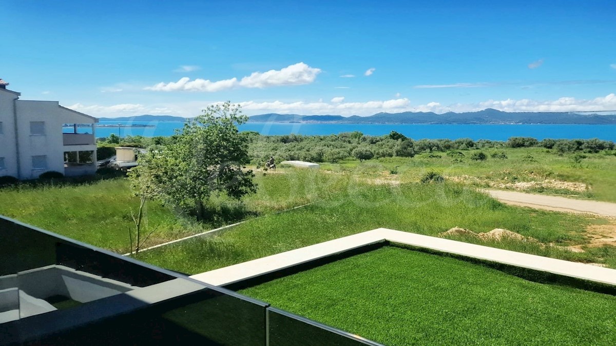 Zadar, Kožino - luksuzna vila z bazenom (240m2), pogled na morje, NOVOGRADNJA!