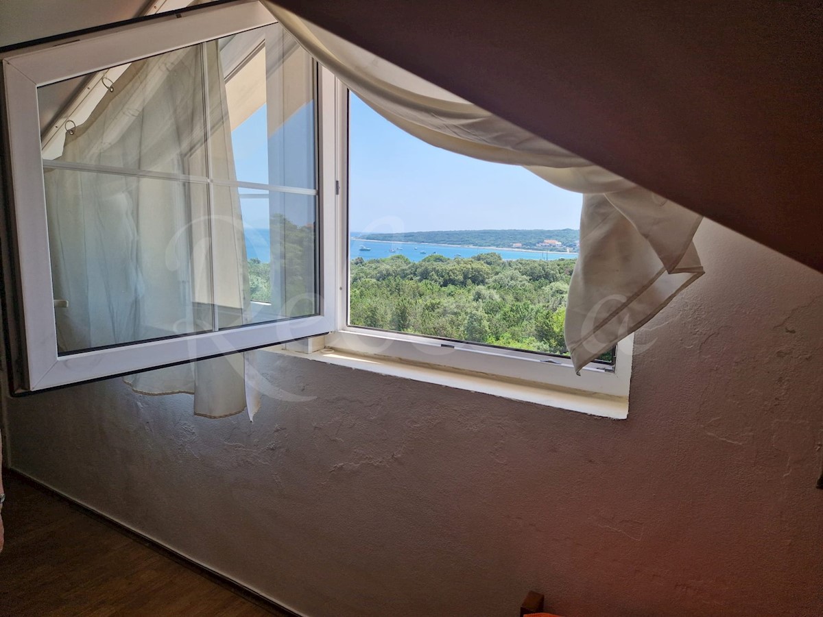 Zadar, Silba - štirisobni apartma (85,52m2), odprt pogled na morje