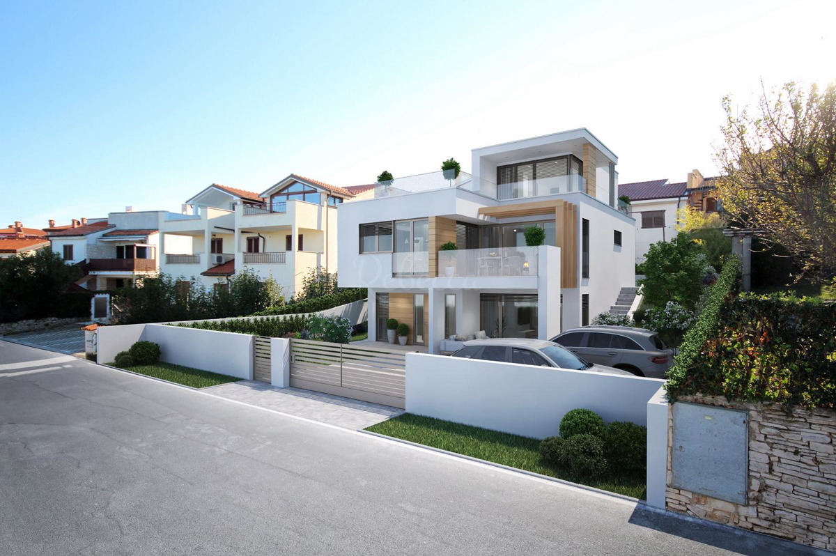 Istra, Crveni Vrh, hiša s projektom za obnovo na atraktivni lokaciji