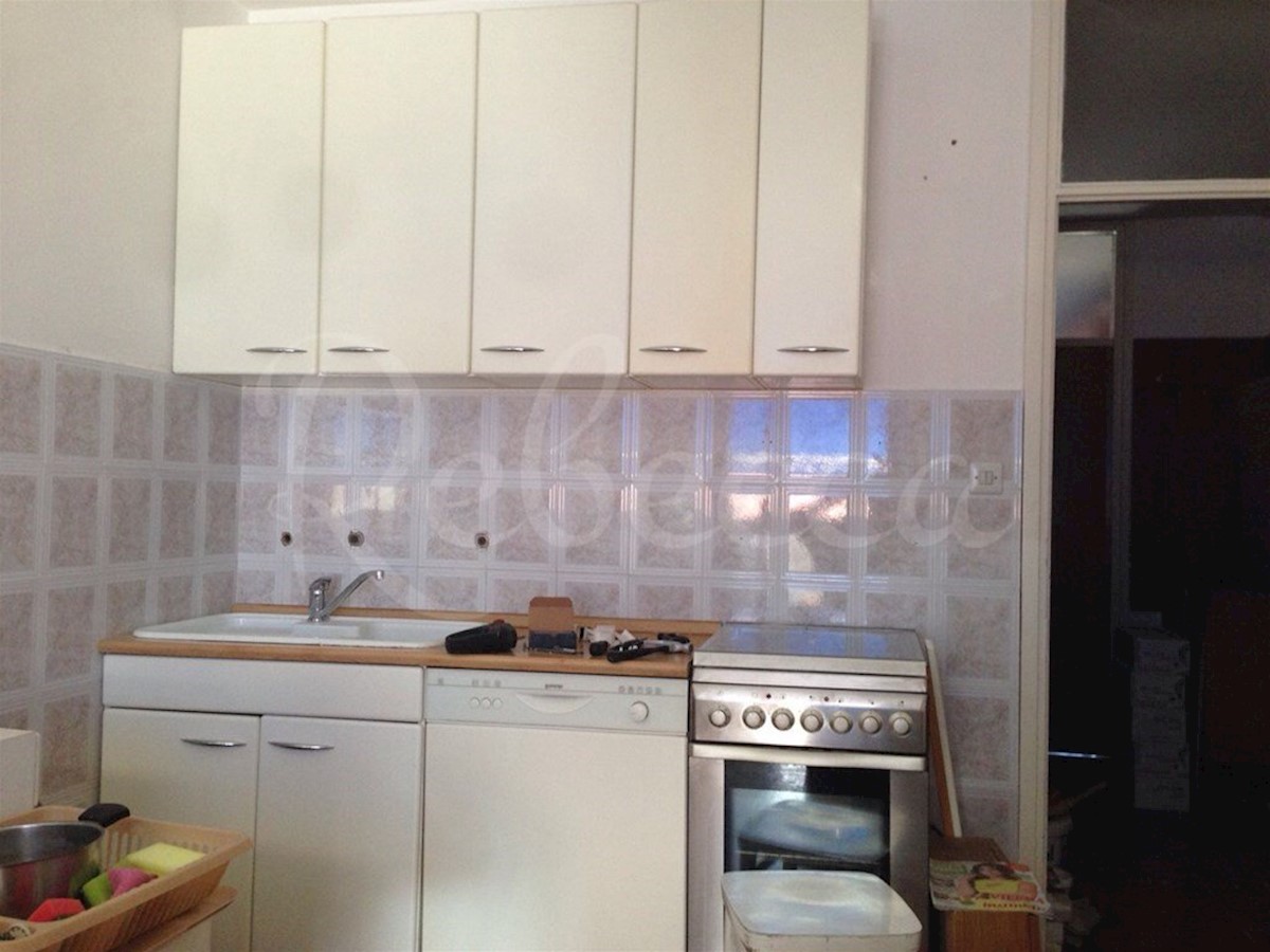 Biograd na Moru, apartma v centru (46m2), 2. red do morja, razgled