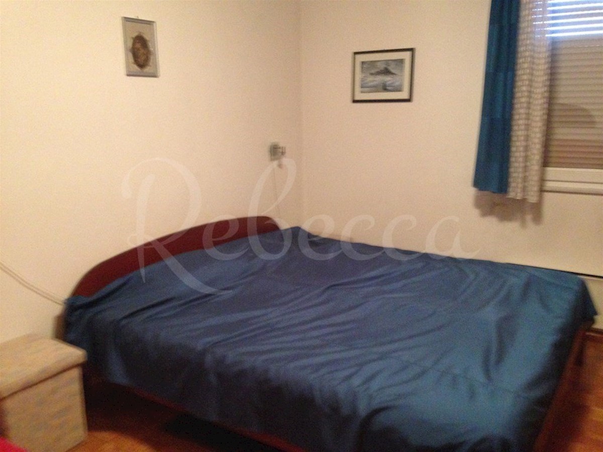 Biograd na Moru, apartma v centru (46m2), 2. red do morja, razgled