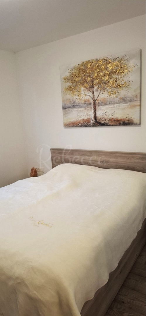 Stanovanje 60,50 m2, visoko pritličje, 2 parkirni mesti, Žminj