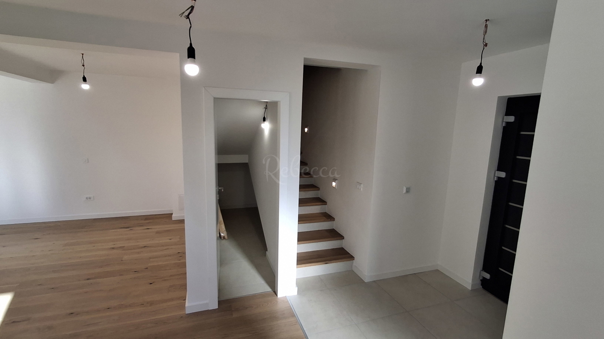 Moderni apartmaji v novi stavbi v centru Labina