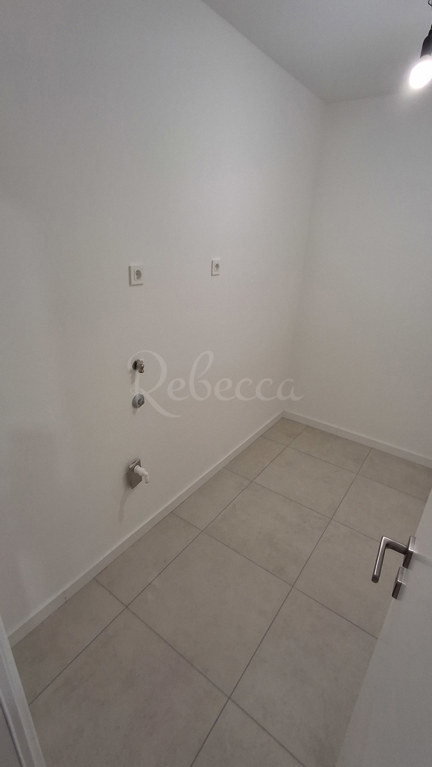 Moderni apartmaji v novi stavbi v centru Labina