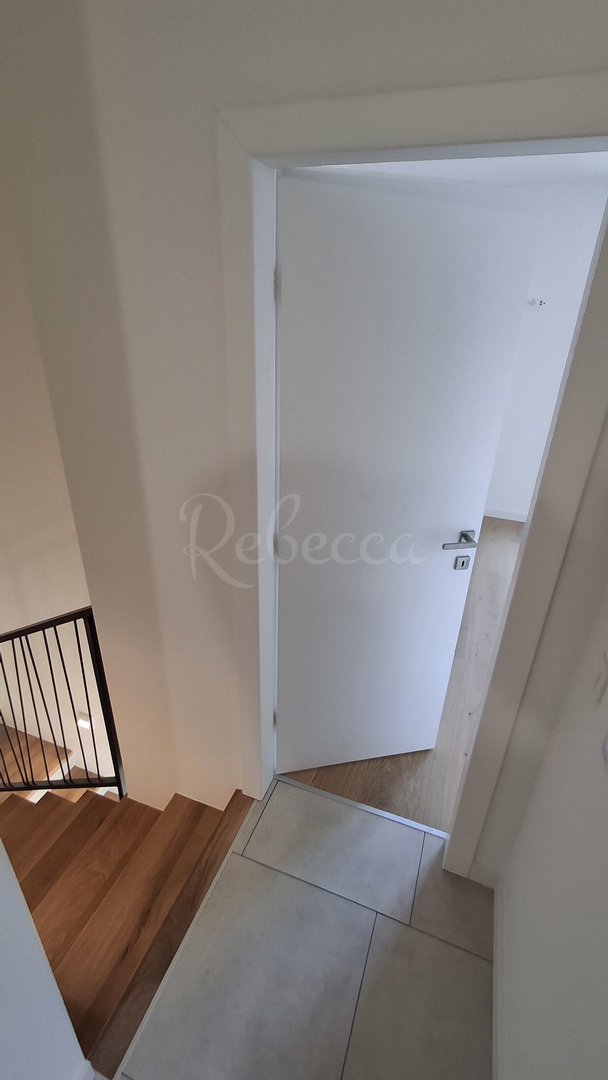 Moderni apartmaji v novi stavbi v centru Labina