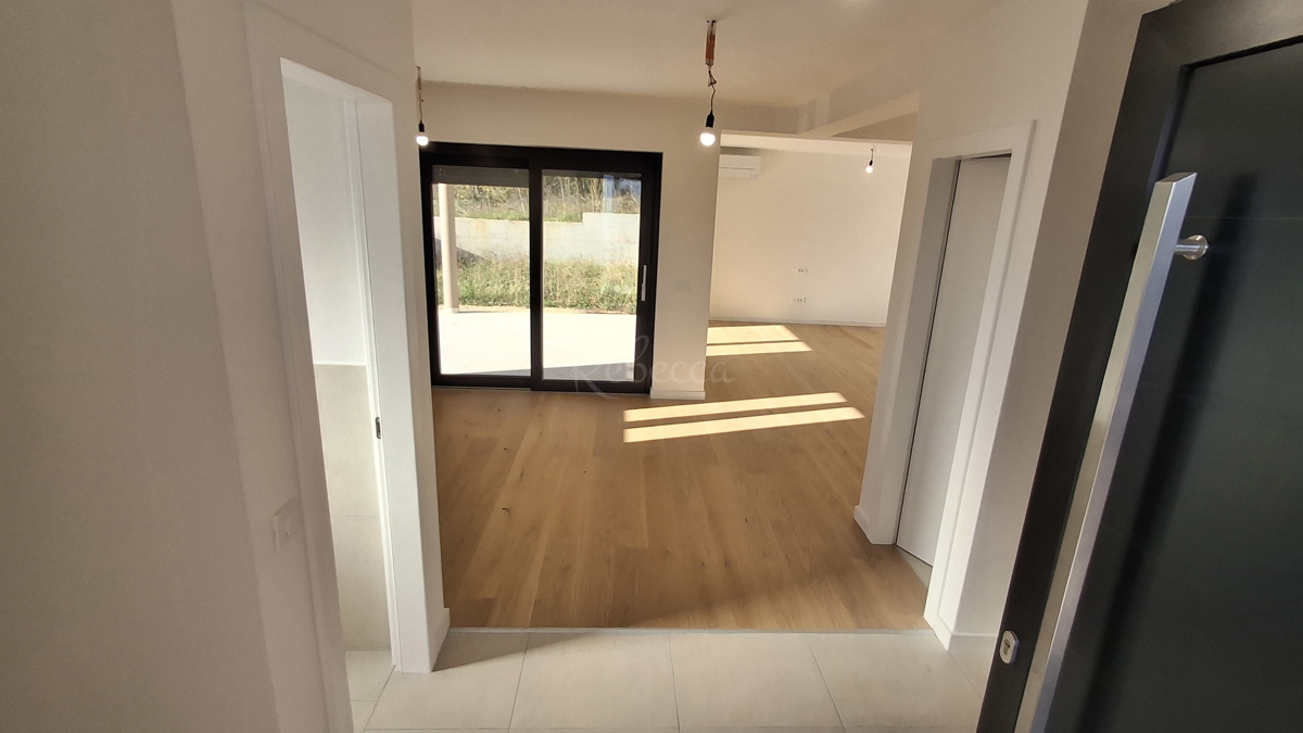 Moderni apartmaji v novi stavbi v centru Labina