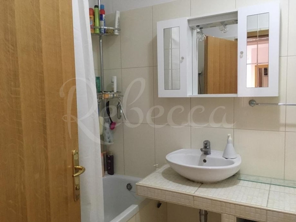 Zadar, Apartmaji - prostorno, trisobno stanovanje (74,50m2), RAZGLED! TOP LOKACIJA