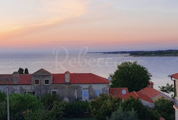 Istra, Novigrad, hotel ob morju, PRILOŽNOST!!!