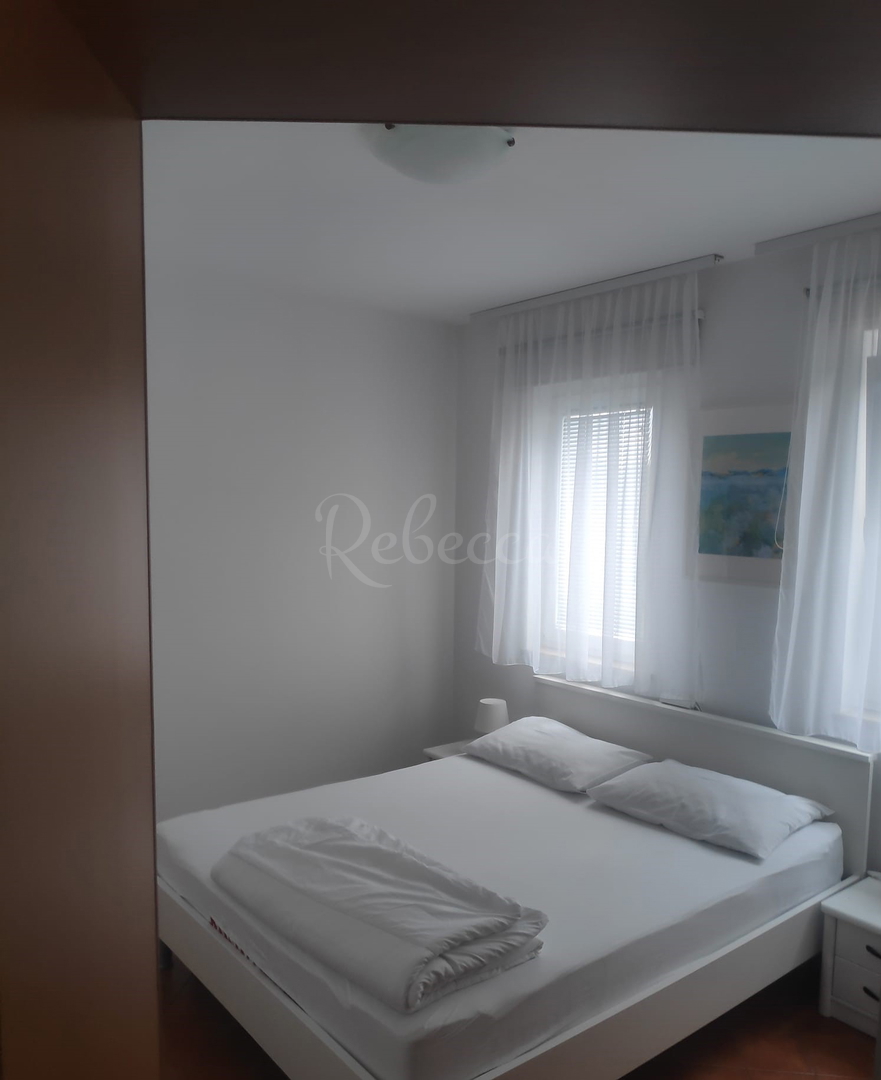 Apartmajska hiša, 500 m od morja, Medulin