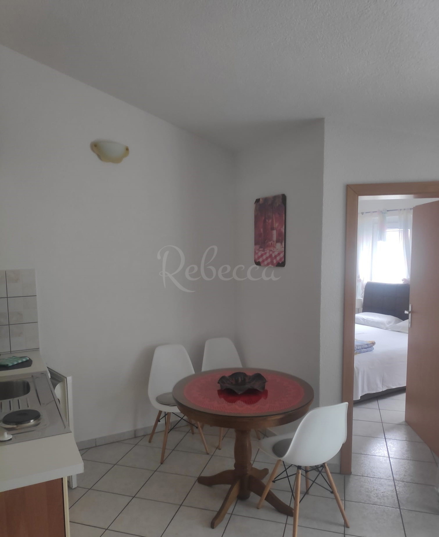 Apartmajska hiša, 500 m od morja, Medulin