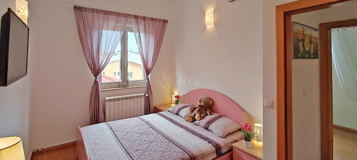 Dvoetažni apartma, 90 m2, 800 m do morja, Veruda Porat
