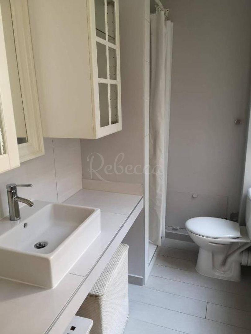 PULA, STANOVANJE, V CENTRU, DVE ENOTI