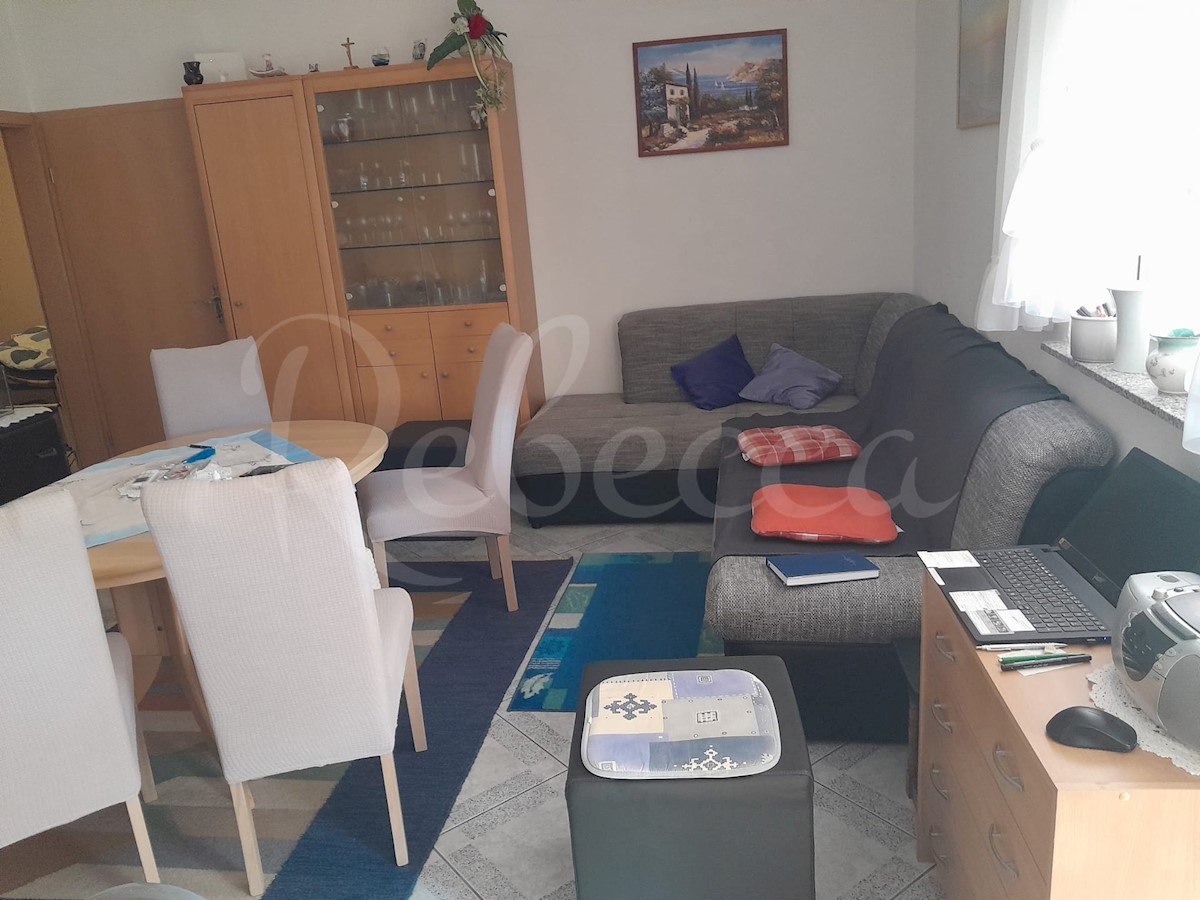 Zadar, Vir, lepa hiša, 2 apartmaja, garaža, 2. vrsta, morje 25m !!!