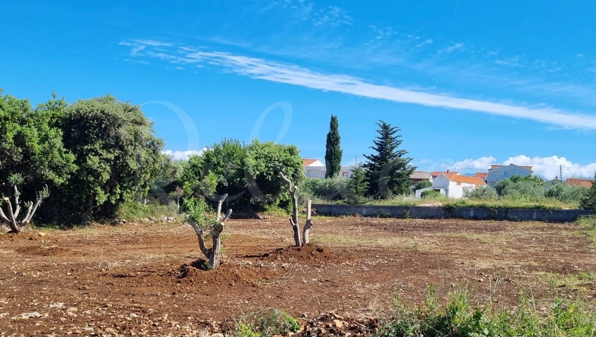 Zadar, Vrsi - gradbeno zemljišče (774m2) v centru, pogled na morje