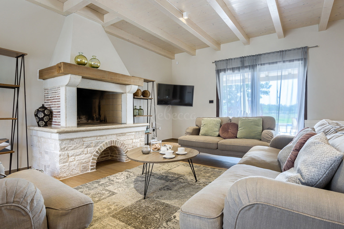 KRNICA OKOLICA VILA ZA POČITNIŠKI VRT 2800m2