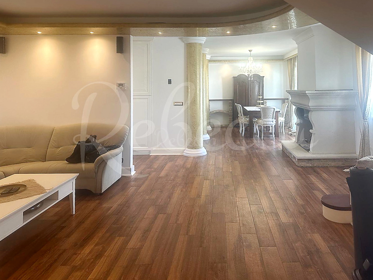 ISTRA, UMAG, STANOVANJE V DVIH NADSTROPJIH, TROSOBNO, 171 m2