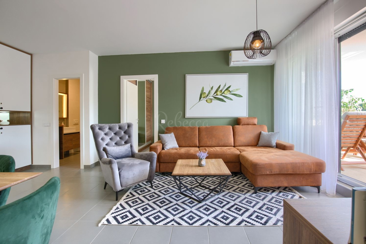 Apartma s pogledom na morje, pritličje, terasa, Premantura
