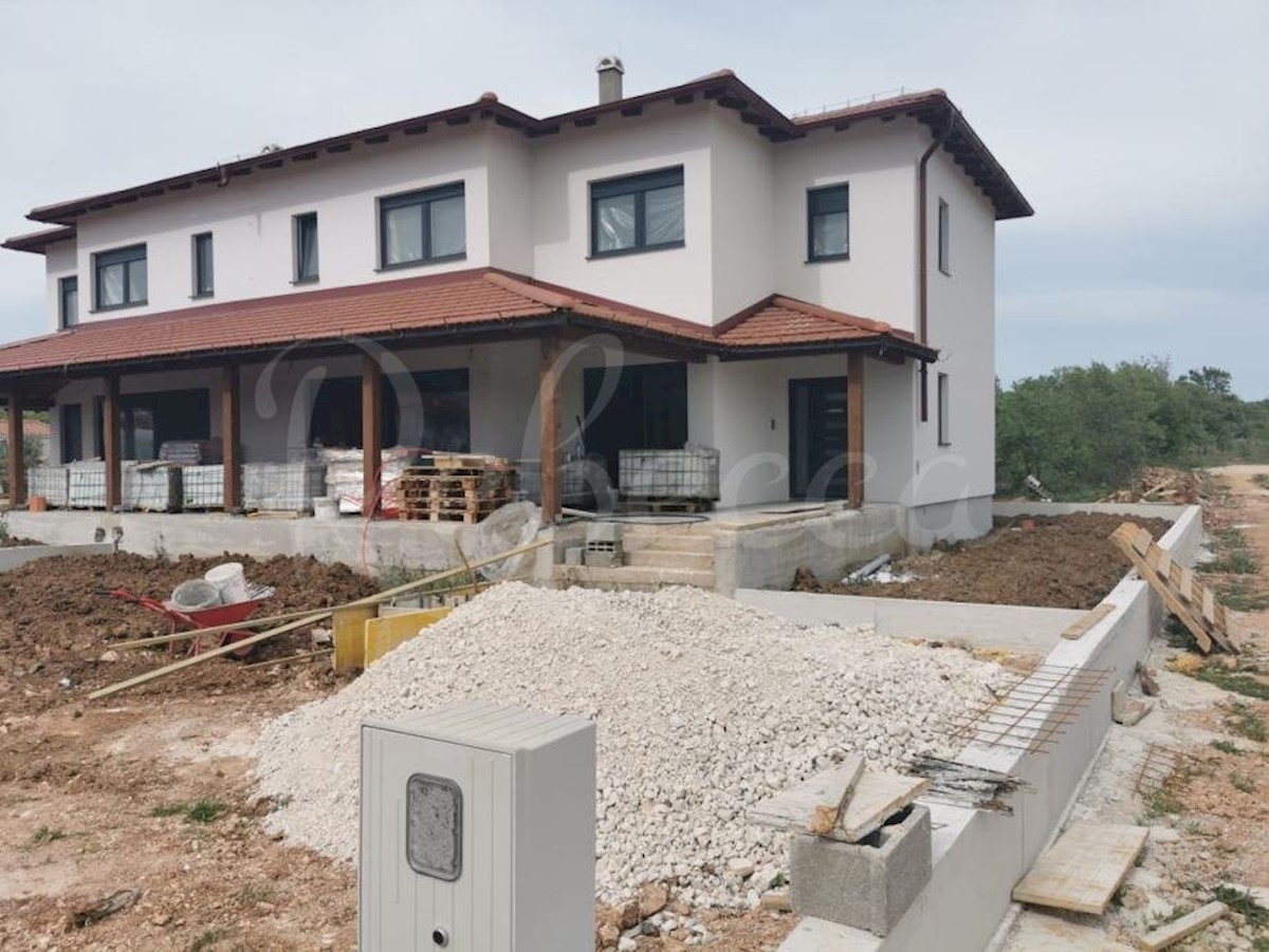 Zadar, Murvica - moderna hiša (241m2) s projektom za bazen, NOVOGRADNJA