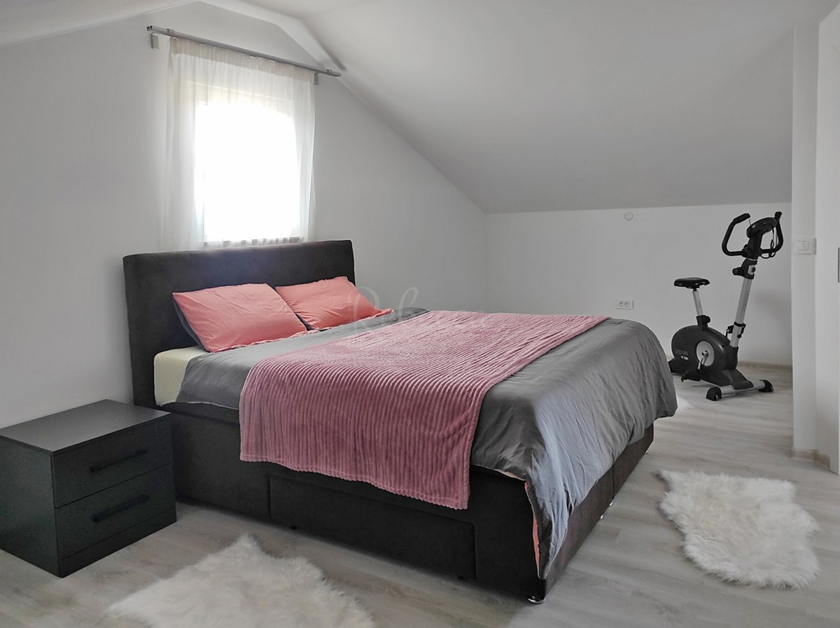 Valtura, istrska kamnita hiša, popolnoma prenovljena