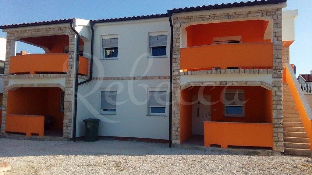 Zadar, Vir, hiša 4 apartmaji, 150m od morja, pogled !!!